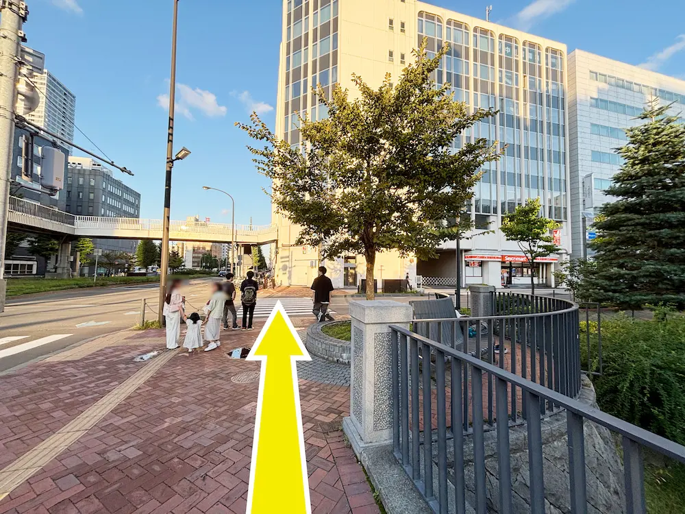 地下鉄バスセンター前駅・大通駅より徒歩1分の心療内科・精神科・睡眠外来 30年以上精神医療に従事してきた女性医師による診療